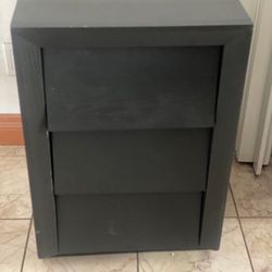 Black Night stand