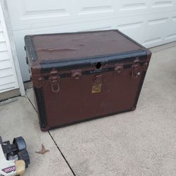 Hartmann Trunk
