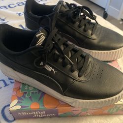 Puma Sneakers