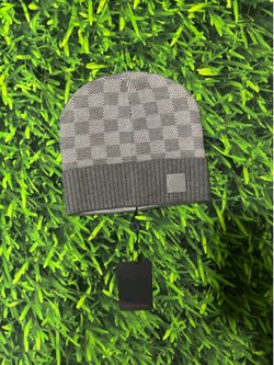 lv beanie nwt