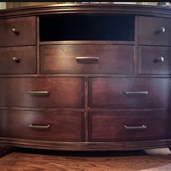Wood Dresser