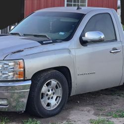 09 Chevy 1500 Lt