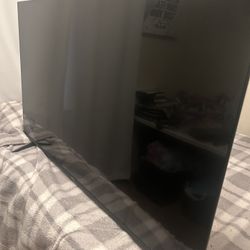 55’ Hisense Smart Tv 