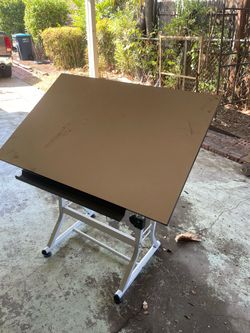Art table