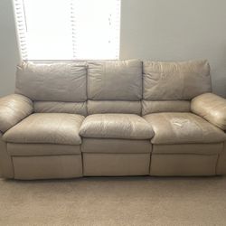 🛋️ Leather Reclining Couch & Loveseat – $100 OBO – San Tan Valley 