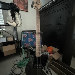 Squier Jaguar Bass Upgraded 