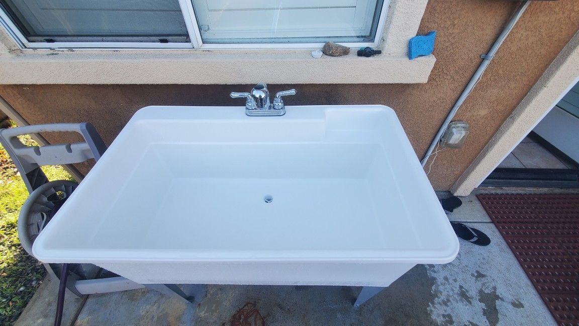 Utility Tub