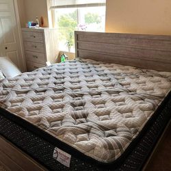 New Mattresses - Kings, Queens, Fulls - All Sealed In Plastic 