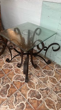 2 Tables