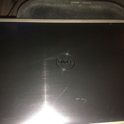 Dell Inspiron Laptop 17” i3