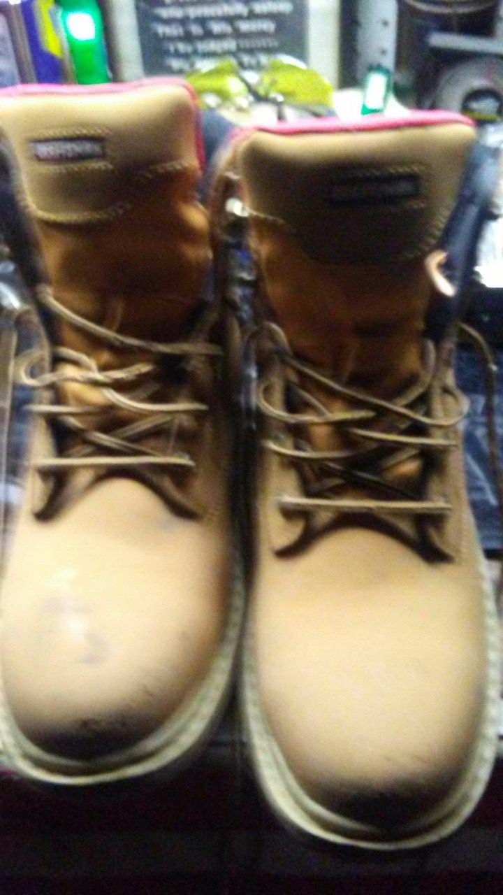 Like Nu steel toe Craftsman work boots just in time for Christmas