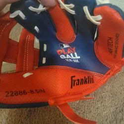 Franklin Play Ball Right Hand Throw Baseball Glove 