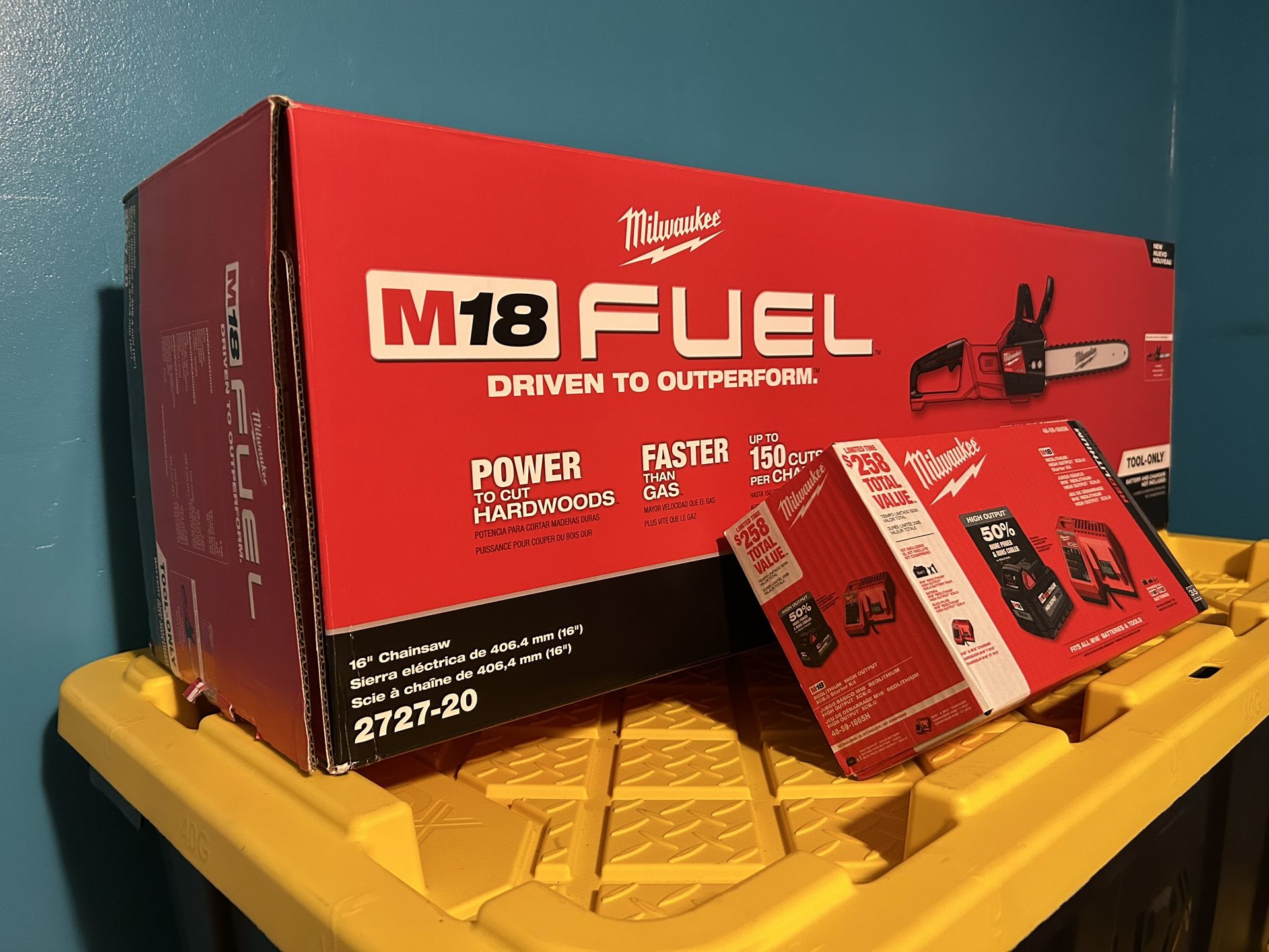 Milwaukee M18 Fuel 16” Chainsaw