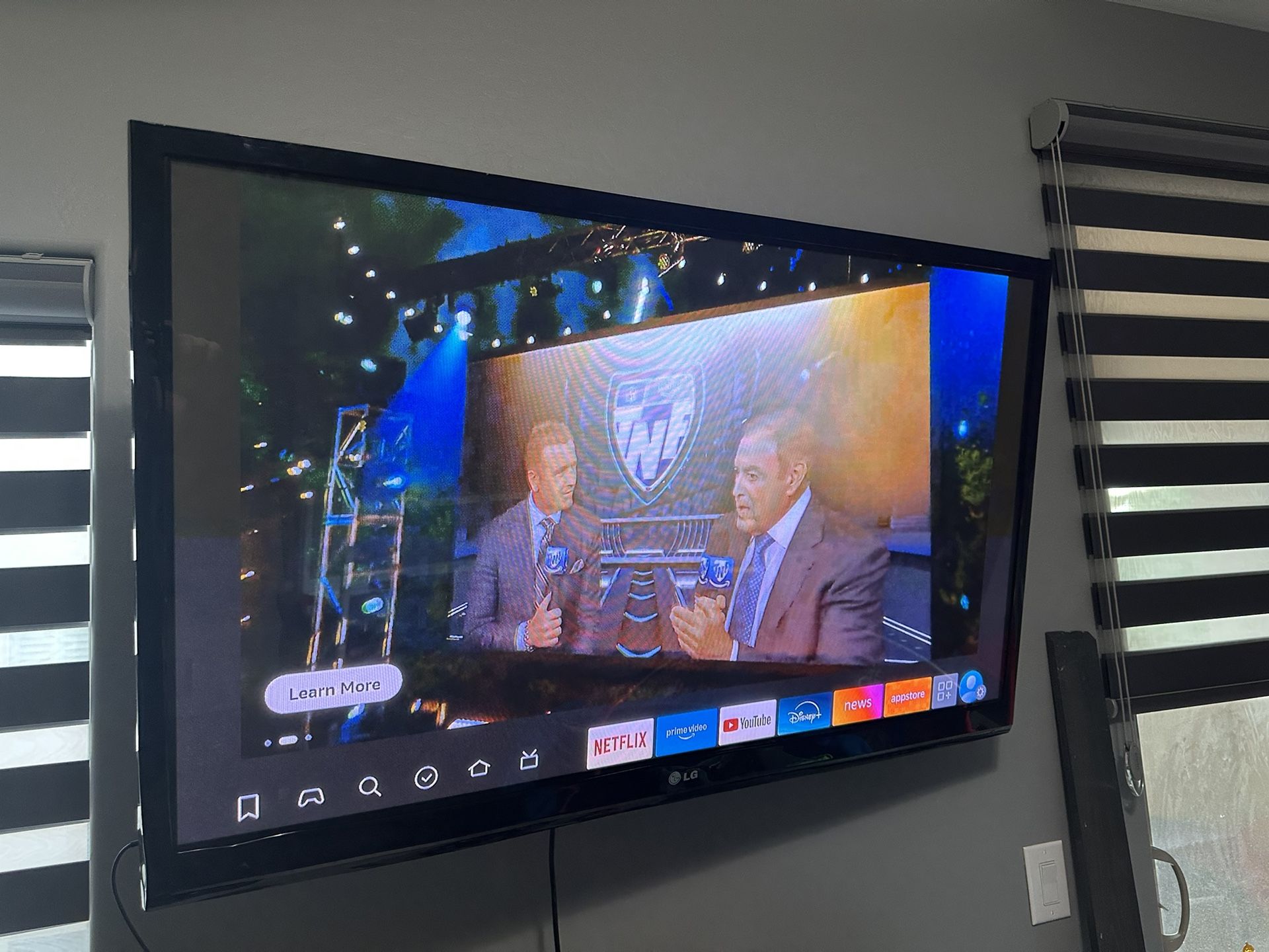 LG 50PJ350 50" Class HD Plasma TV