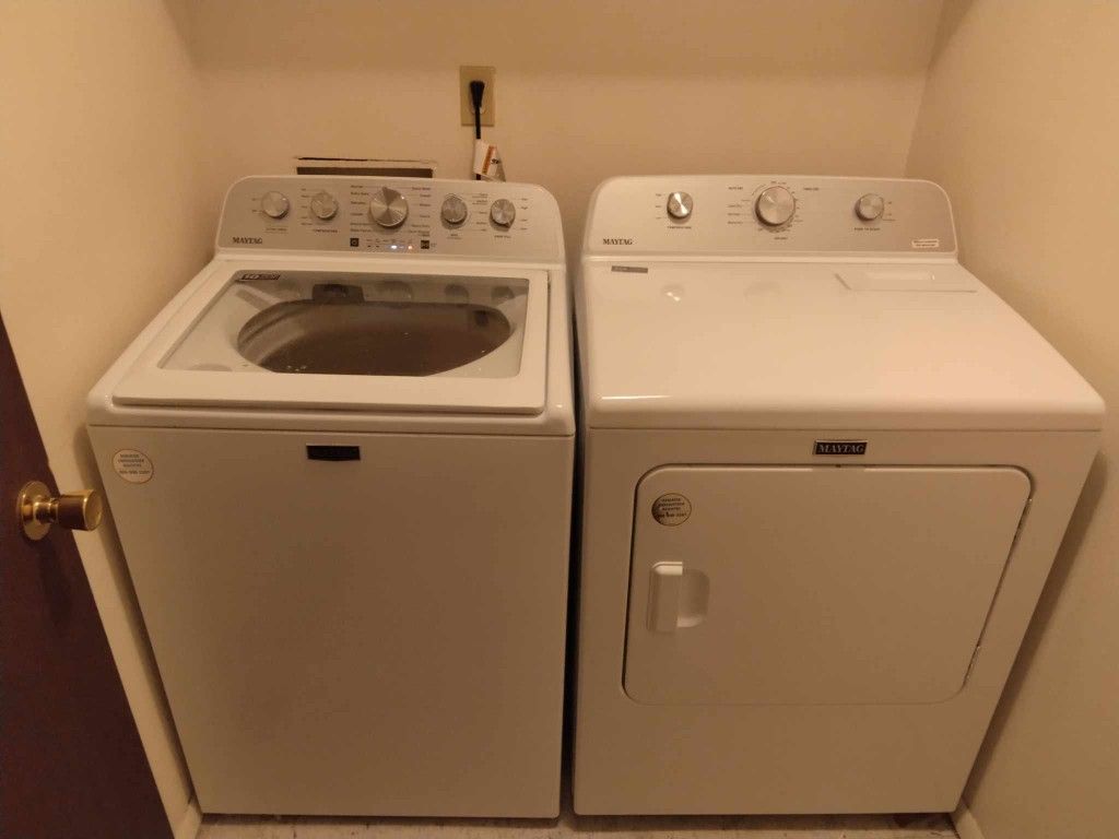 MAYTAG WASHER/DRYER SET I