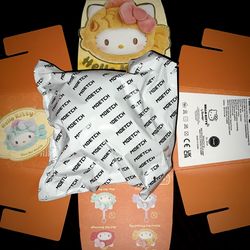 Hello kitty Lucky Koi Blind Box