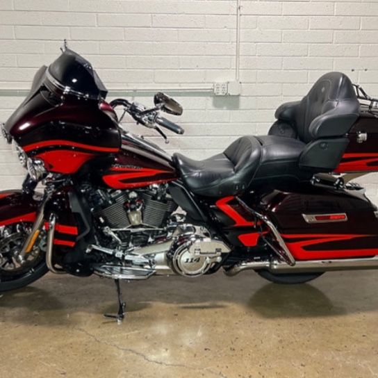 2017 Harley-Davidson 131ci CVO ULTRA LIMITED STAGE IV SE