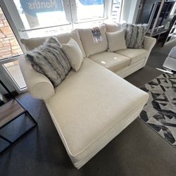 Cute Sofa Chaise $1899💛🥰