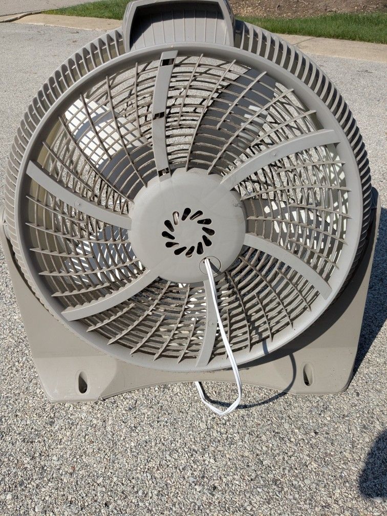 Free Lasko Fan -- PENDING PICKUP