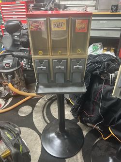 Plastic triple vending machine