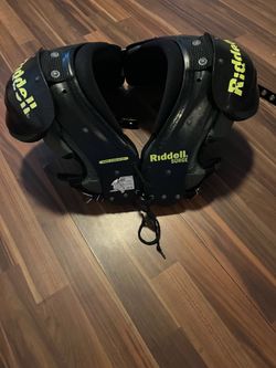 Football pads youth large