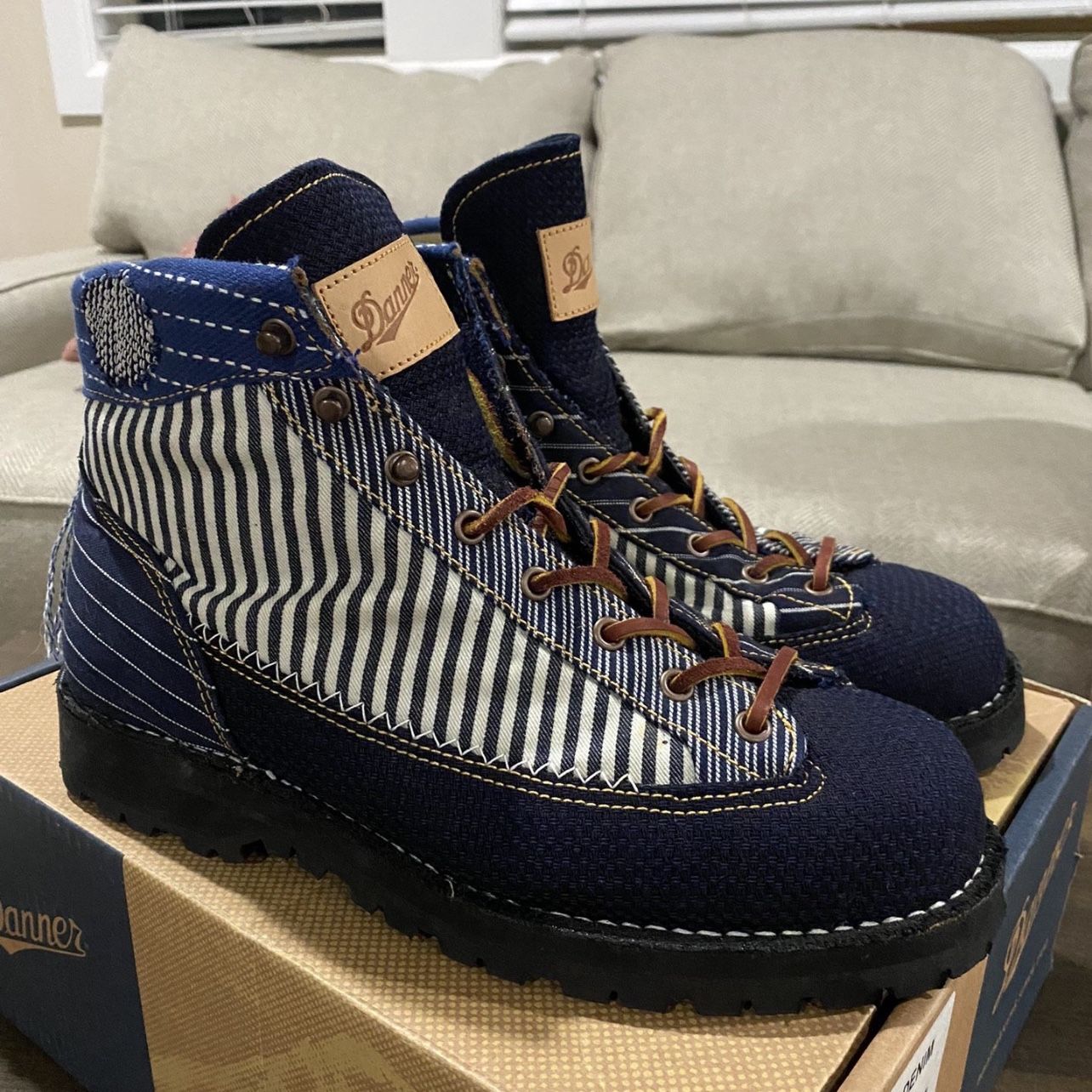 Danner Washougal Blue Denim for Sale in Lakewood, WA - OfferUp