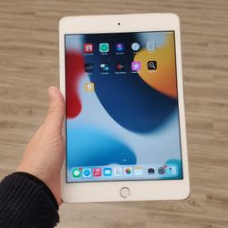 Apple IPad 6th Gen LTE - Great Deals  / Warranty Included for Peace of Mind