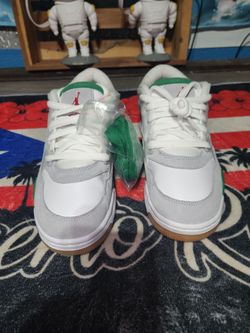 Air Jordan Low-Top 4 RM pine Green