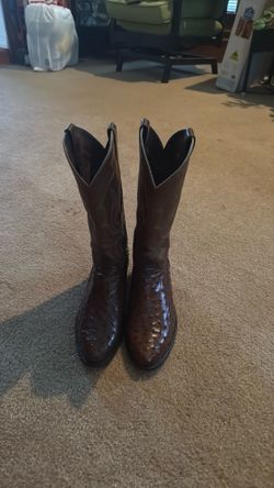 Cowboys boots size 10