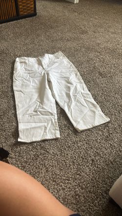 $1 White Capri
