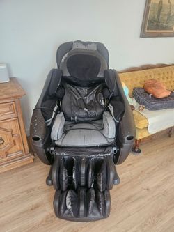 Inada dream wave massage chair