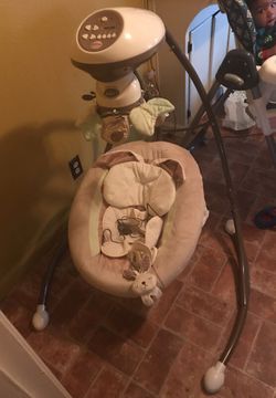 Brand new fisher price baby swing $60 set it up son doesn't like it