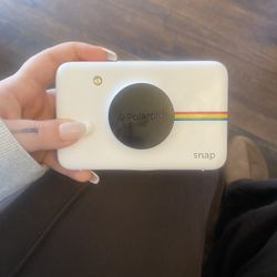 Polaroid Instant Snap Camera 