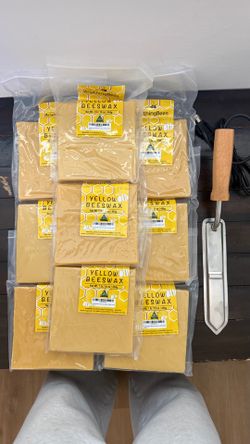 AnythingBees Yellow Beeswax Blocks (9 Blocks)