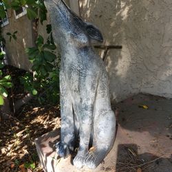 Wolf  Coyote 🐺 Cement Concrete Statue Yard Art
