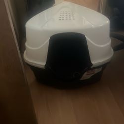 Cat Litter box For Corner Space With Filter To Avoid Odors 