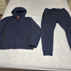 Navy Nike Tech Suit XL