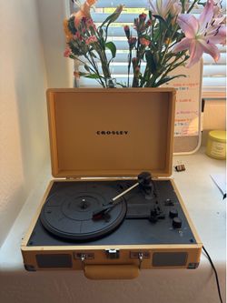 Crosley Crusier Plus Record Player