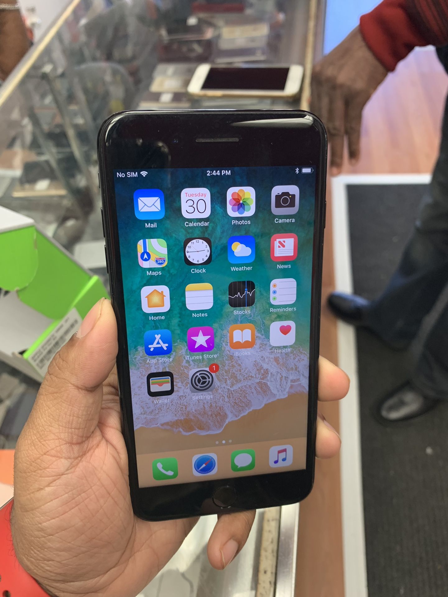 iPhone 7 Plus 128gb factory unlocked