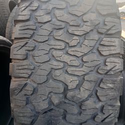 35x12.50R20 Bfgoodrich Ko2 Tire (1)