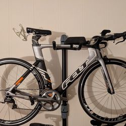 Felt DA4 Triathlon Bike - 56cm Carbon + Smart Trainer & Accessories