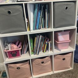 Book Shelves With Storage 