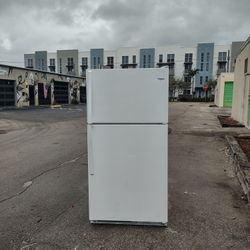 Whirlpool Top Freezer Refrigerator 