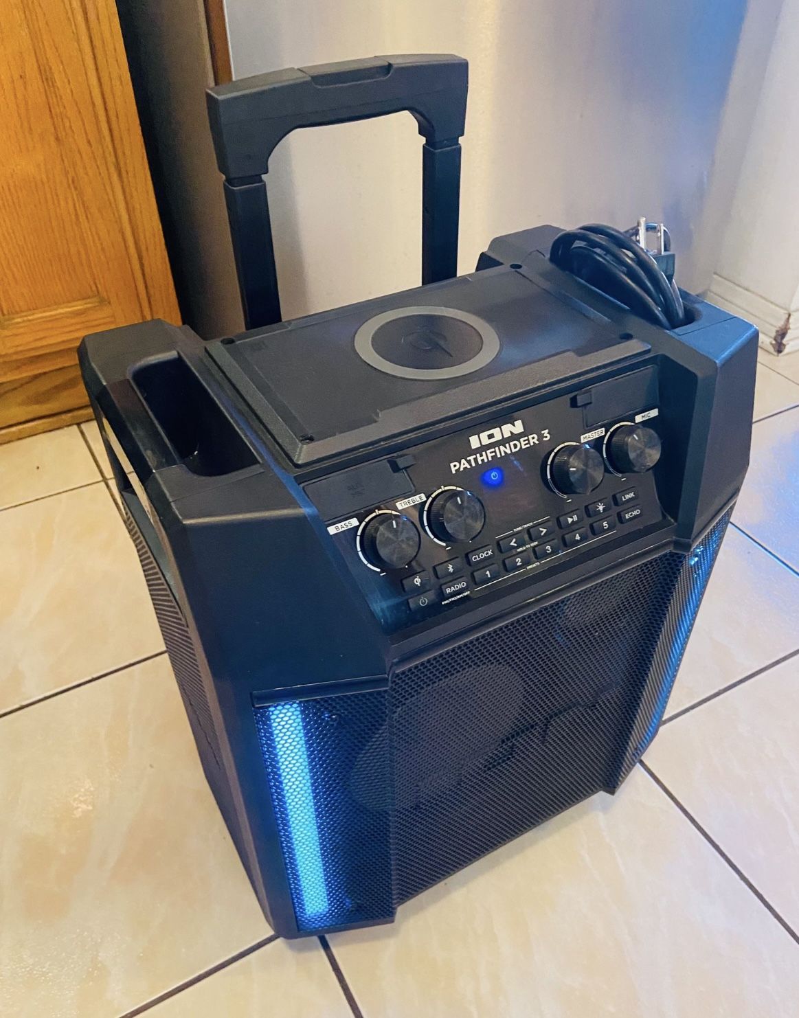 ION PATHFINDER 3 - Portable Bluetooth Speaker W/ LED LIGHTS & Wireless Charging