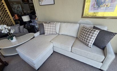 Upholstered Sloped Arm Sectional Sofa