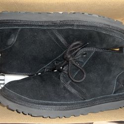 Black Uggs