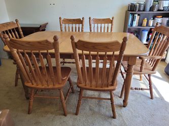 Amish Dining Table Set