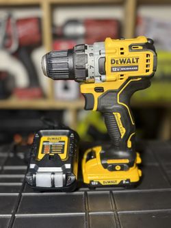 DEWALT XTREME 12-volt Max 3/8-in Keyless Brushless Cordless Drill 