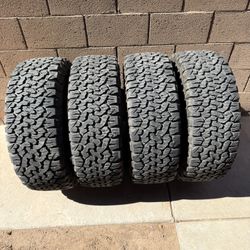Set 285/65 R18 BFG KO2 Tires