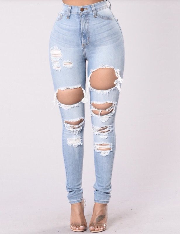 Fashion Nova Ripped Jeans for Sale in Tempe, AZ - OfferUp